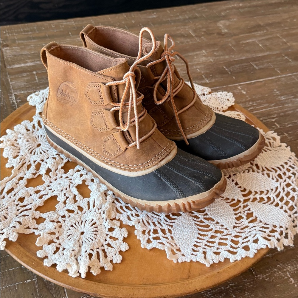 Sorel Women’s Adventure Boots